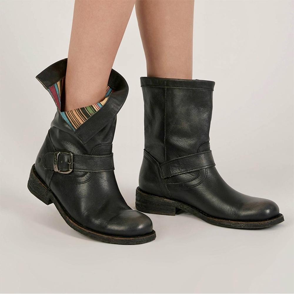 Premium Leather Fellini Distressed Black Leather Ankle Moto Buckle Boots